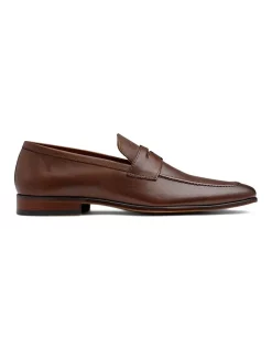 Budget 🌟 AQ By Aquila Penley Leather Loafers 🎉